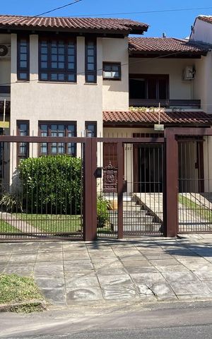 Casa para alugar com 311m², 4 quartos e 4 vagas