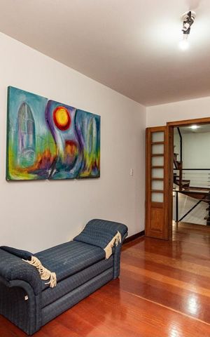 Casa para alugar com 311m², 4 quartos e 4 vagas