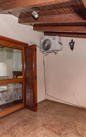 Casa para alugar com 311m², 4 quartos e 4 vagas