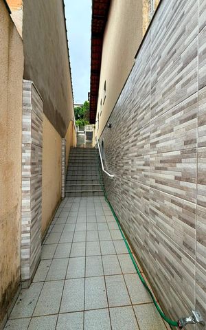 Casa à venda com 203m², 3 quartos e 4 vagas Casa à venda com 203m², 3 quartos e 4 vagasÁrea externa