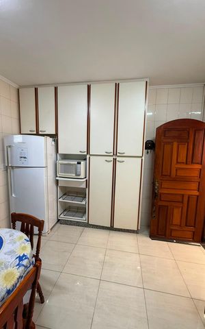 Casa à venda com 203m², 3 quartos e 4 vagas Casa à venda com 203m², 3 quartos e 4 vagasCozinha