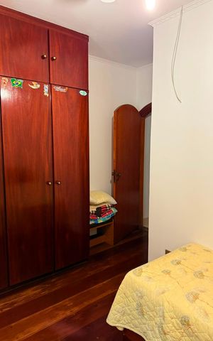 Casa à venda com 203m², 3 quartos e 4 vagas Casa à venda com 203m², 3 quartos e 4 vagasQuarto