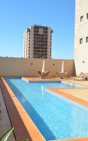 Apartamento para alugar com 103m², 4 quartos e 2 vagasÁrea comum - Piscina