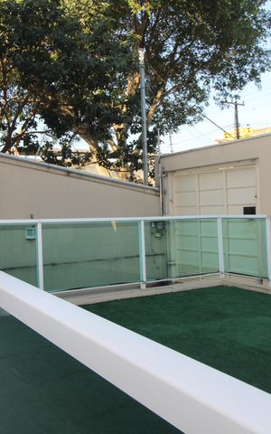 Casa de condomínio à venda com 68m², 2 quartos e 1 vagaespaço comum