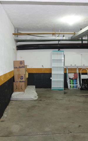 Casa de condomínio à venda com 68m², 2 quartos e 1 vagaGaragem