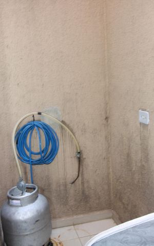 Casa de condomínio à venda com 68m², 2 quartos e 1 vagaÁrea de Serviço