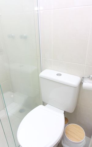 Casa de condomínio à venda com 68m², 2 quartos e 1 vagaBanheiro da Suíte 2