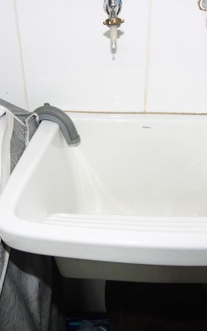 Casa de condomínio à venda com 68m², 2 quartos e 1 vagaÁrea de Serviço
