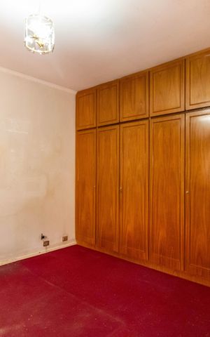 Casa à venda com 350m², 3 quartos e 3 vagas Casa à venda com 350m², 3 quartos e 3 vagasSuíte 1