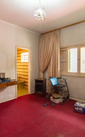 Casa à venda com 350m², 3 quartos e 3 vagas Casa à venda com 350m², 3 quartos e 3 vagasSuíte 1
