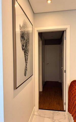 Apartamento à venda com 140m², 3 quartos e 3 vagas Apartamento à venda com 140m², 3 quartos e 3 vagasSala