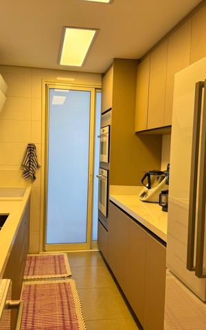 Apartamento à venda com 140m², 3 quartos e 3 vagas Apartamento à venda com 140m², 3 quartos e 3 vagasCozinha