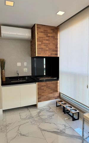 Apartamento à venda com 140m², 3 quartos e 3 vagas Apartamento à venda com 140m², 3 quartos e 3 vagasVaranda