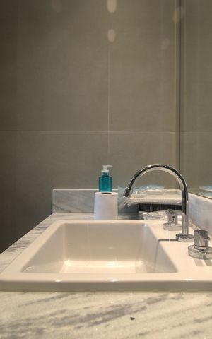 Apartamento à venda com 47m², 1 quarto e sem vagaBanheiro da Suíte