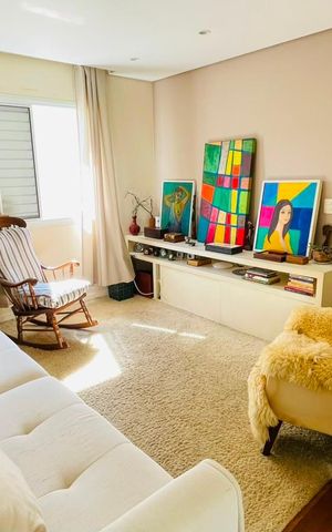 Casa de condomínio para alugar com 214m², 4 quartos e 6 vagasSala