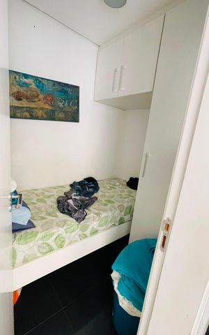 Casa de condomínio para alugar com 214m², 4 quartos e 6 vagasQuarto 4