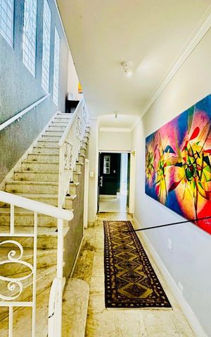 Casa à venda com 610m², 6 quartos e 10 vagas