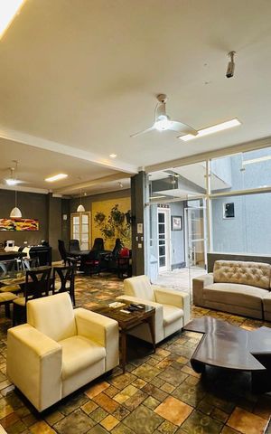 Casa à venda com 610m², 6 quartos e 10 vagas
