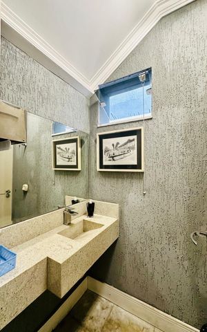 Casa à venda com 610m², 6 quartos e 10 vagas