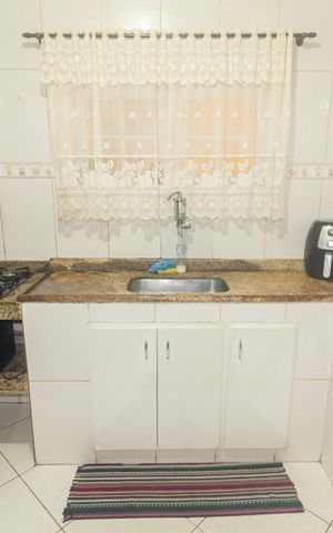 Casa à venda com 200m², 4 quartos e 3 vagas Casa à venda com 200m², 4 quartos e 3 vagasCozinha