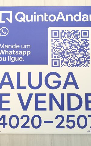 Apartamento à venda com 40m², 2 quartos e 1 vagaPlaca GRANDE instalada na sacada (2 andar com visão para a rua) no dia 09/07/2026 - Código da placa: GBEG-287