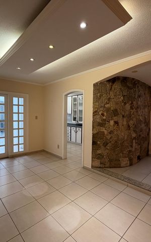 Casa à venda com 181m², 3 quartos e 2 vagasSala de Jantar