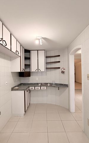 Casa à venda com 181m², 3 quartos e 2 vagasCozinha