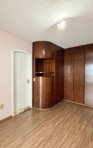 Casa à venda com 181m², 3 quartos e 2 vagasSuíte 1