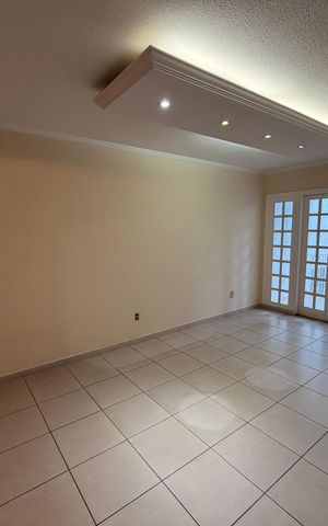 Casa à venda com 181m², 3 quartos e 2 vagasSala de Jantar