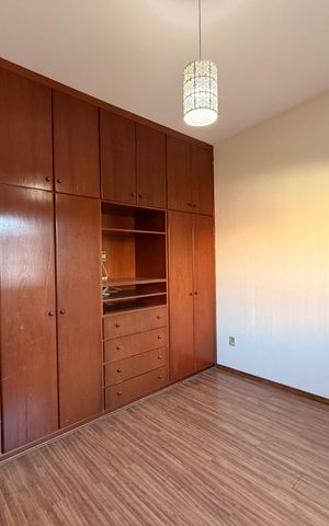 Casa à venda com 181m², 3 quartos e 2 vagasQuarto 3