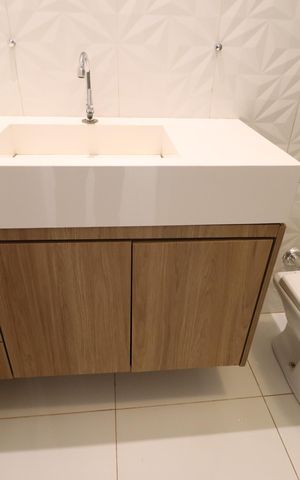 Casa para alugar com 360m², 3 quartos e 7 vagasBanheiro do Quarto 1