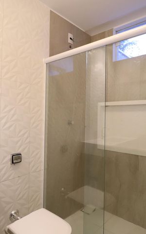Casa para alugar com 360m², 3 quartos e 7 vagasBanheiro do Quarto 1