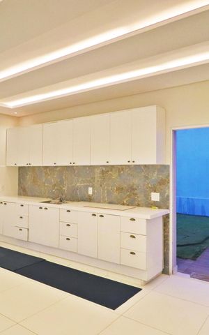 Casa para alugar com 360m², 3 quartos e 7 vagasCozinha