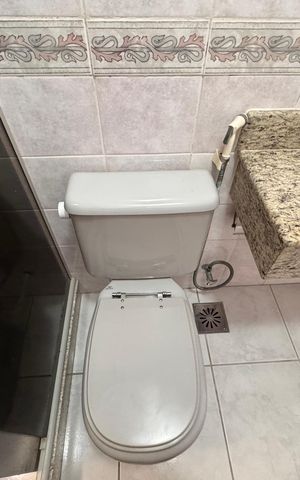 Apartamento à venda com 130m², 2 quartos e 1 vaga Apartamento à venda com 130m², 2 quartos e 1 vagaBanheiro Social