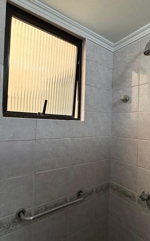Apartamento à venda com 130m², 2 quartos e 1 vaga Apartamento à venda com 130m², 2 quartos e 1 vagaBanheiro Social