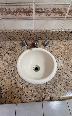 Apartamento à venda com 130m², 2 quartos e 1 vaga Apartamento à venda com 130m², 2 quartos e 1 vagaSuíte - Banheiro