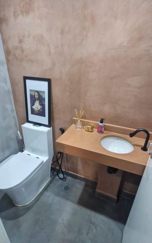 Apartamento à venda com 85m², 1 quarto e 2 vagas Apartamento à venda com 85m², 1 quarto e 2 vagasBanheiro