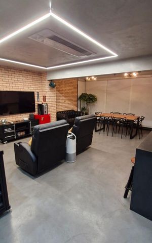 Apartamento à venda com 85m², 1 quarto e 2 vagas Apartamento à venda com 85m², 1 quarto e 2 vagasSala