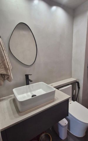 Apartamento à venda com 85m², 1 quarto e 2 vagas Apartamento à venda com 85m², 1 quarto e 2 vagasBanheiro