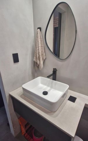 Apartamento à venda com 85m², 1 quarto e 2 vagas Apartamento à venda com 85m², 1 quarto e 2 vagasBanheiro