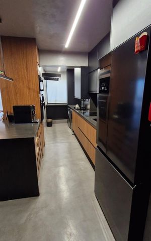 Apartamento à venda com 85m², 1 quarto e 2 vagas Apartamento à venda com 85m², 1 quarto e 2 vagasCozinha