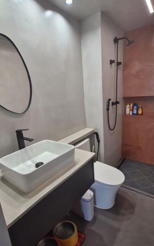 Apartamento à venda com 85m², 1 quarto e 2 vagas Apartamento à venda com 85m², 1 quarto e 2 vagasBanheiro