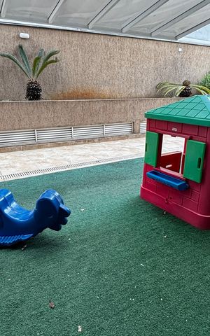 Apartamento à venda com 91m², 3 quartos e 2 vagas Apartamento à venda com 91m², 3 quartos e 2 vagasPlayground
