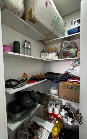 Apartamento à venda com 91m², 3 quartos e 2 vagas Apartamento à venda com 91m², 3 quartos e 2 vagasDespensa