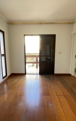 Casa para alugar com 351m², 4 quartos e 4 vagas Casa para alugar com 351m², 4 quartos e 4 vagasQuarto 1