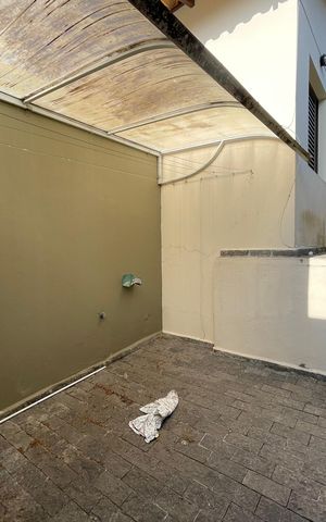 Casa para alugar com 351m², 4 quartos e 4 vagas Casa para alugar com 351m², 4 quartos e 4 vagasCorredor