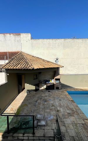 Casa para alugar com 351m², 4 quartos e 4 vagas Casa para alugar com 351m², 4 quartos e 4 vagasVista da Varanda