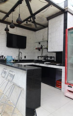 Casa para alugar com 340m², 4 quartos e 2 vagasChurrasqueira