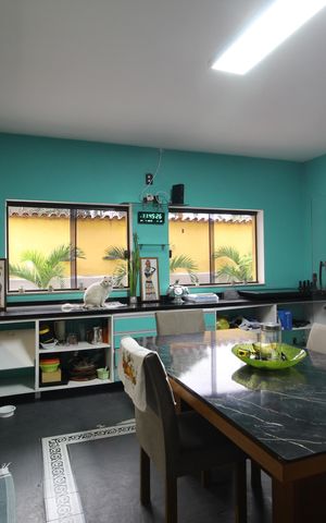 Casa para alugar com 340m², 4 quartos e 2 vagasCozinha