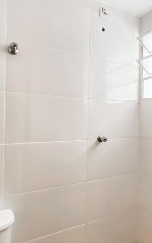 Apartamento à venda com 43m², 2 quartos e sem vaga Apartamento à venda com 43m², 2 quartos e sem vagaBanheiro